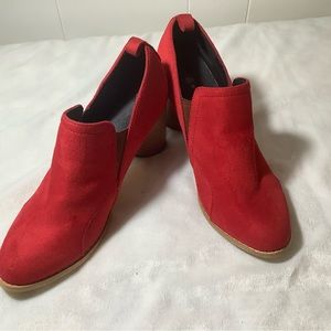 Jollmall red ankle boots size 9
